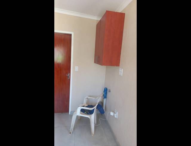 2 BEDROOM PROPERTY TO RENT IN WITPOORTJIE